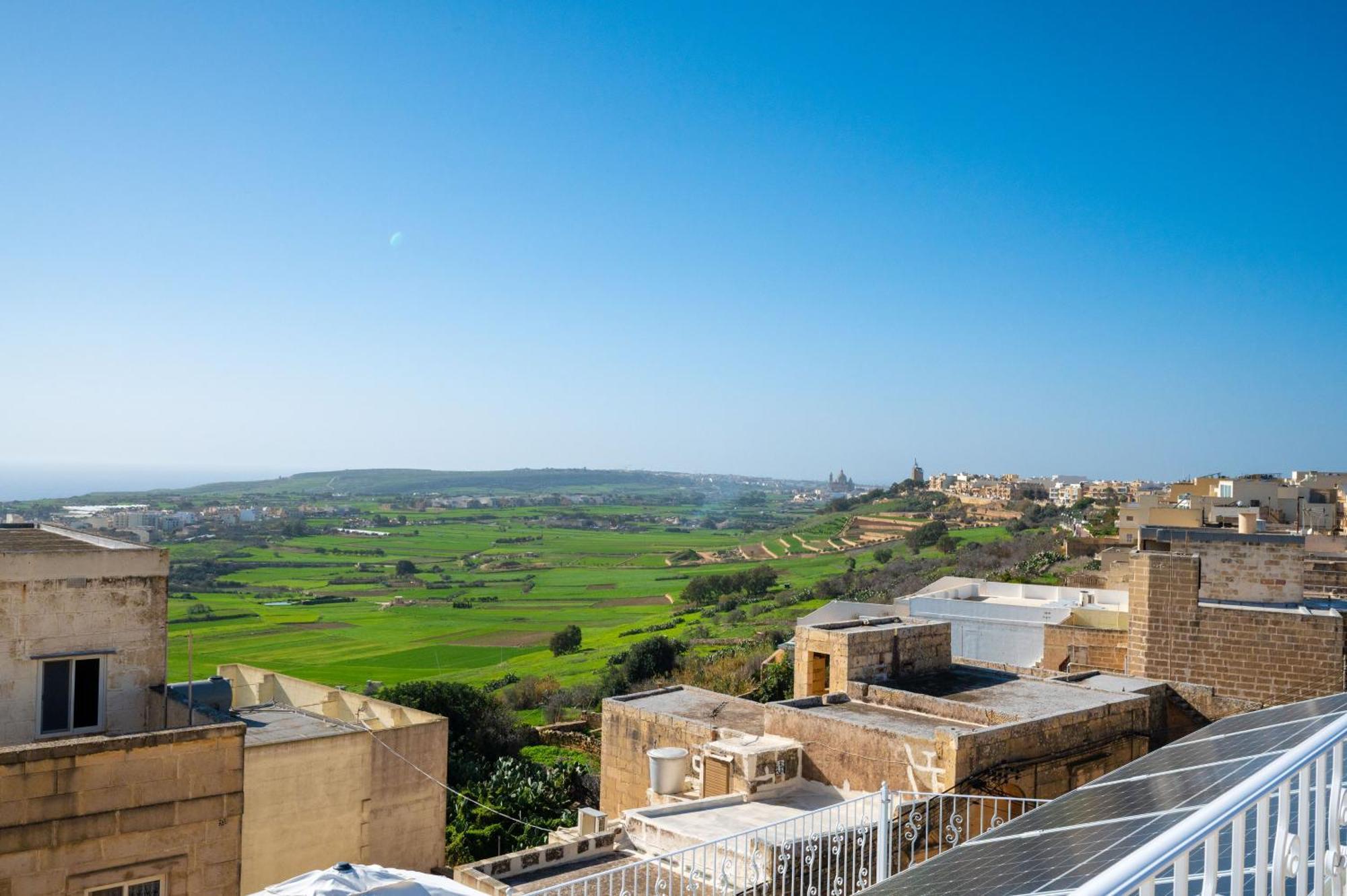 Ta' Dun Martin And Taz-Zija Bed And Breakfast Nadur Exteriér fotografie